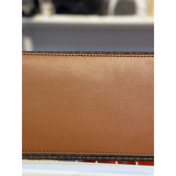 RETAIL $498 Michael Kors Jet Set Medium Logo Pocket Tote Bag*NEW - Picture 9 of 10